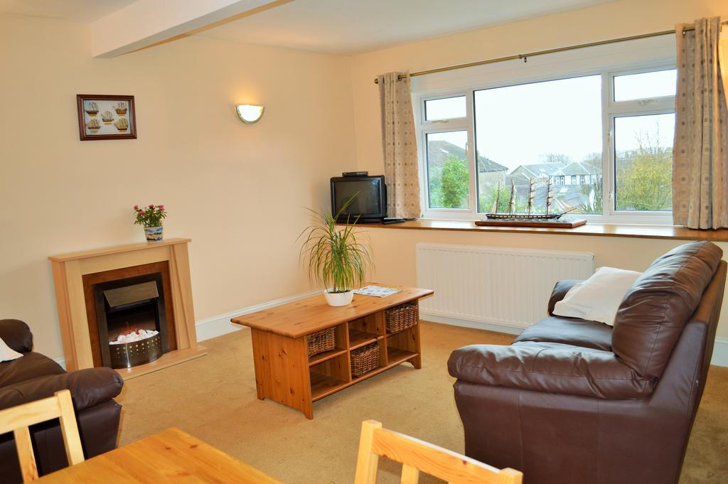 Hazel Bank Villa Apartment Dunoon Exterior photo