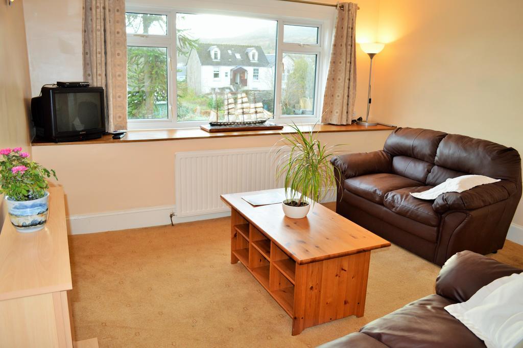 Hazel Bank Villa Apartment Dunoon Exterior photo